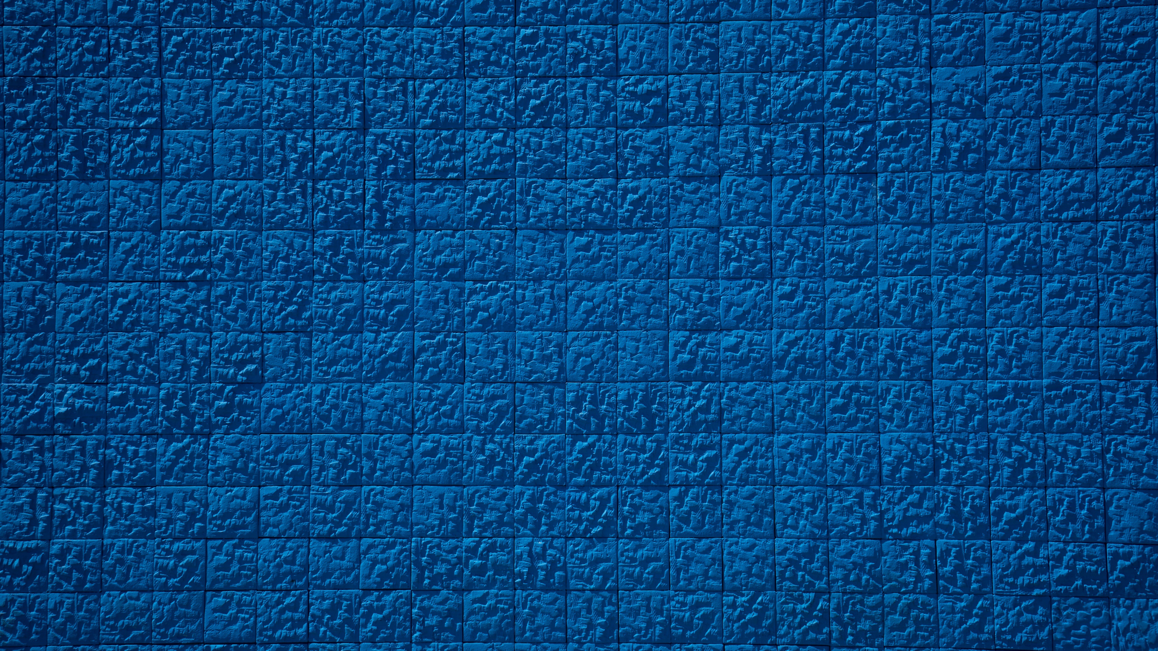 Обои текстура, рельеф, фон, синий, цвет, стена, квадраты, плитка, поверхность, texture, relief, background, blue, color, wall, squares, tile, surface разрешение 3840x2160 Загрузить