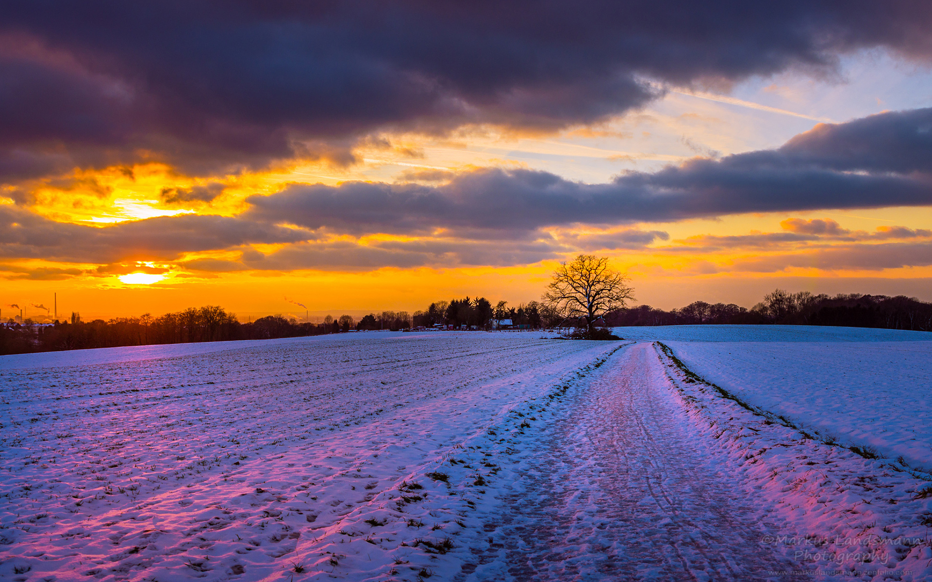 Обои небо, облака, снег, природа, закат, зима, пейзаж, markus landsmann, the sky, clouds, snow, nature, sunset, winter, landscape разрешение 1920x1200 Загрузить