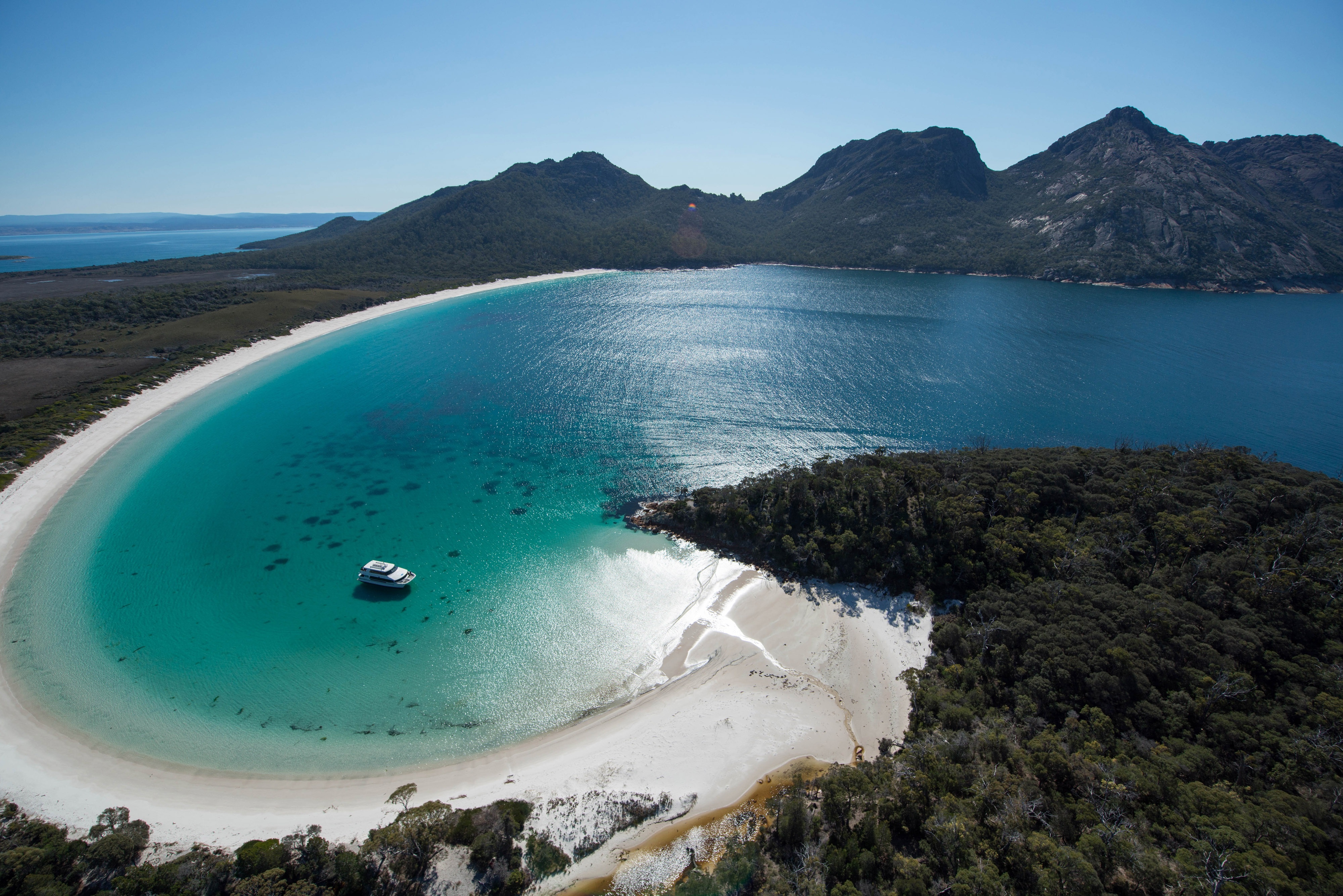 Обои побережье, залив, океан, яхта, тасмания, coast, bay, the ocean, yacht, tasmania разрешение 4000x2670 Загрузить