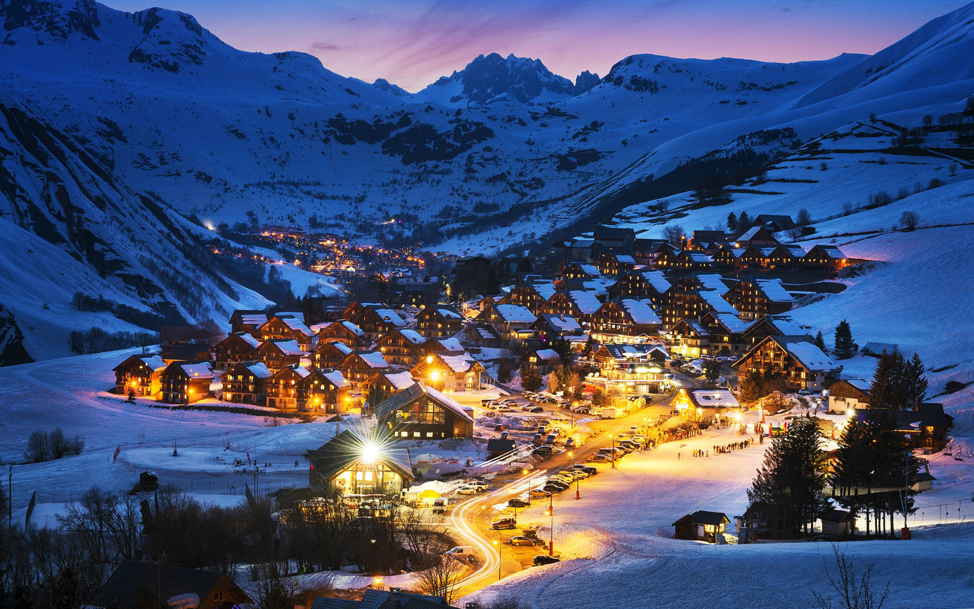 Зимняя Альпийская деревня Швейцарии