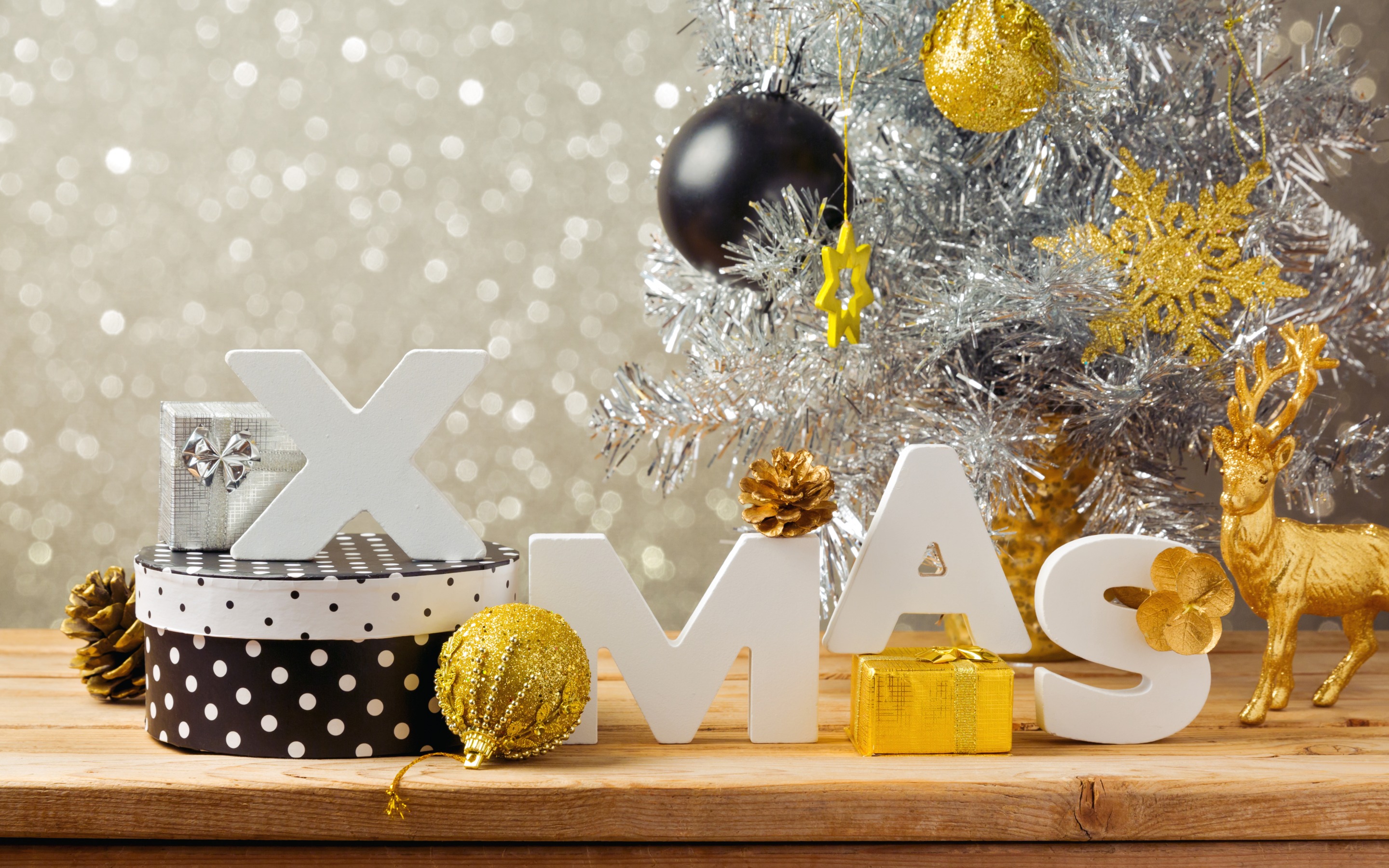 Обои новый год, елка, шары, олень, подарок, рождество, new year, tree, balls, deer, gift, christmas разрешение 2880x1800 Загрузить