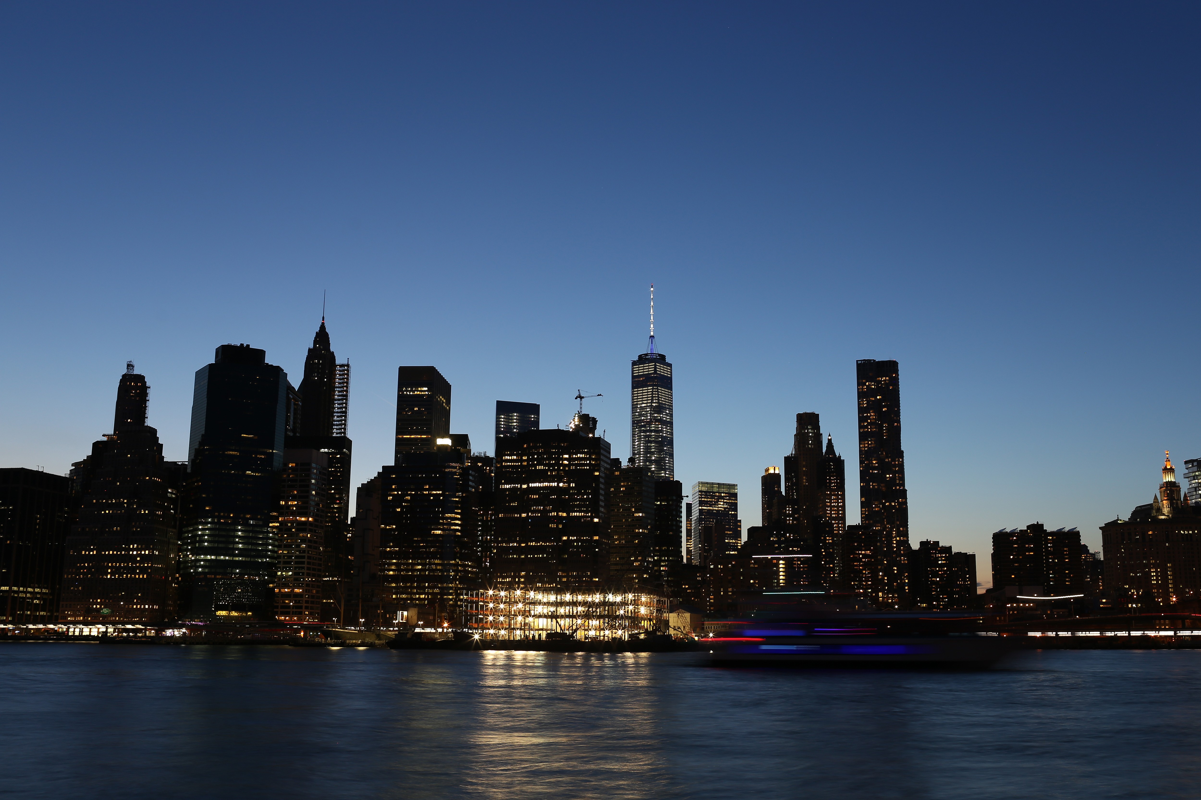 Обои свет, ночь, город, небоскребы, сша, нью-йорк, здания, light, night, the city, skyscrapers, usa, new york, building разрешение 5000x3334 Загрузить