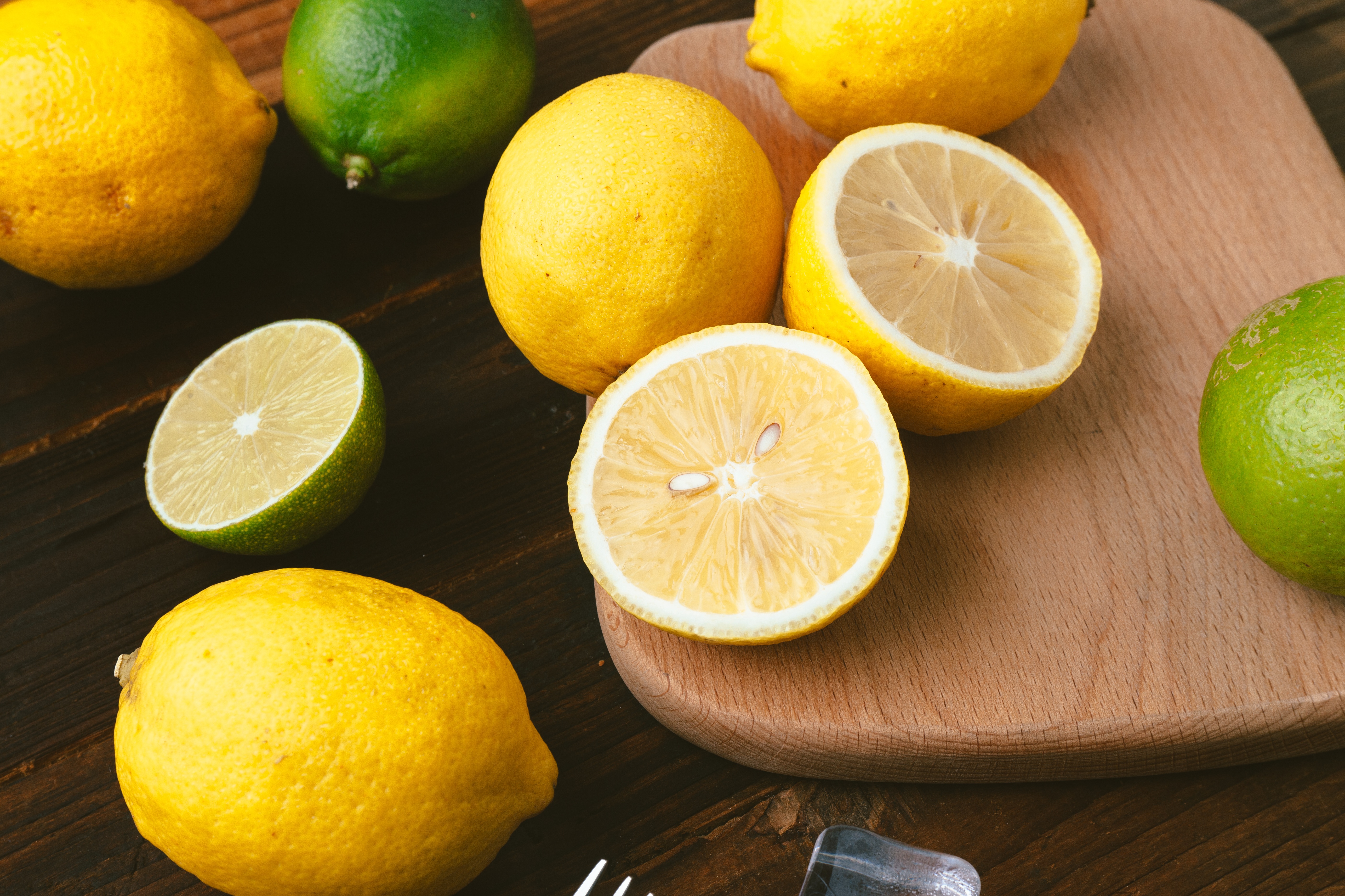 Обои фрукты, лимон, лайм, цитрусы, fruit, lemon, lime, citrus разрешение 5616x3744 Загрузить