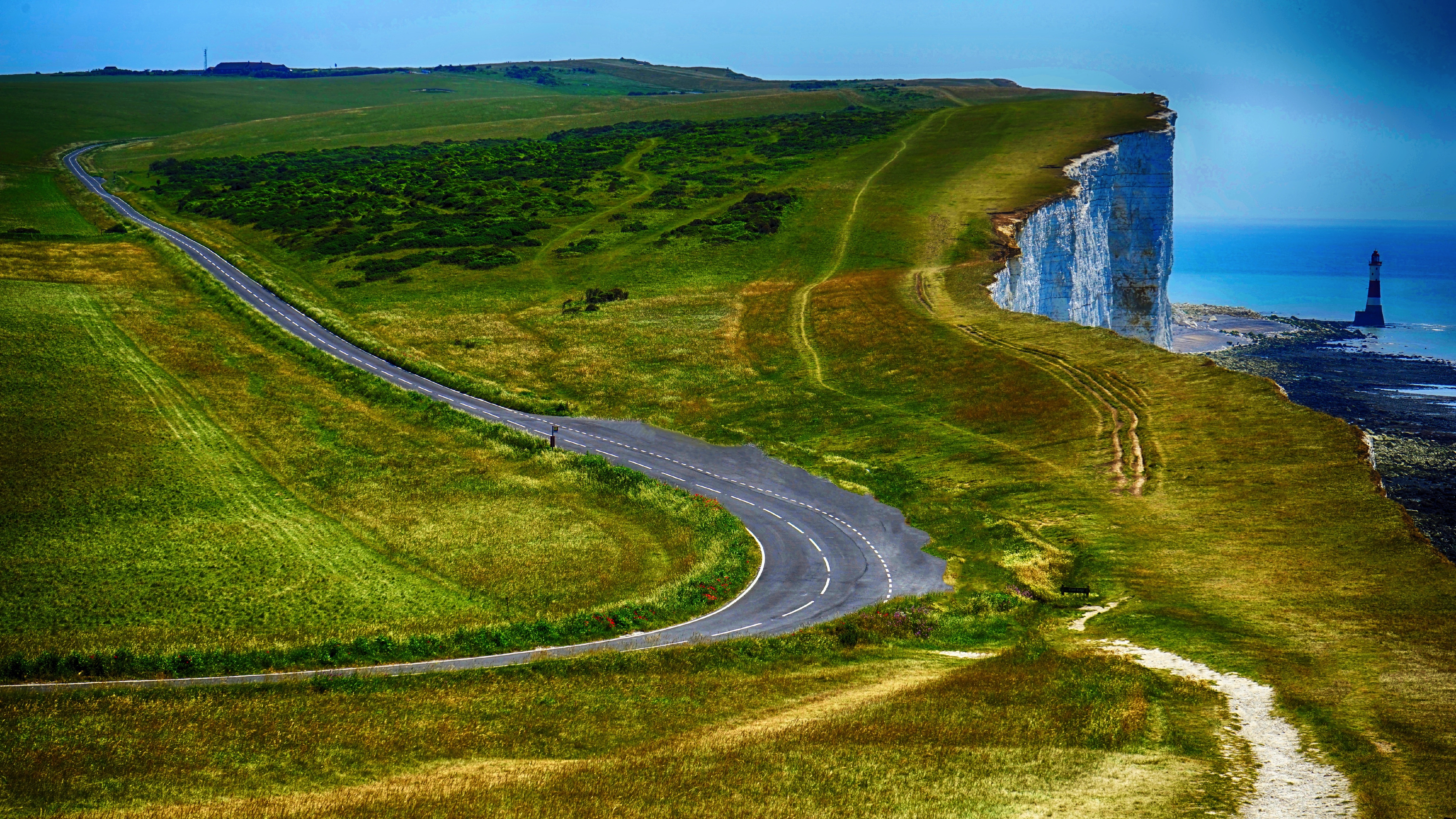 Обои дорога, пейзаж, скала, маяк, побережье, road, landscape, rock, lighthouse, coast разрешение 5400x3038 Загрузить