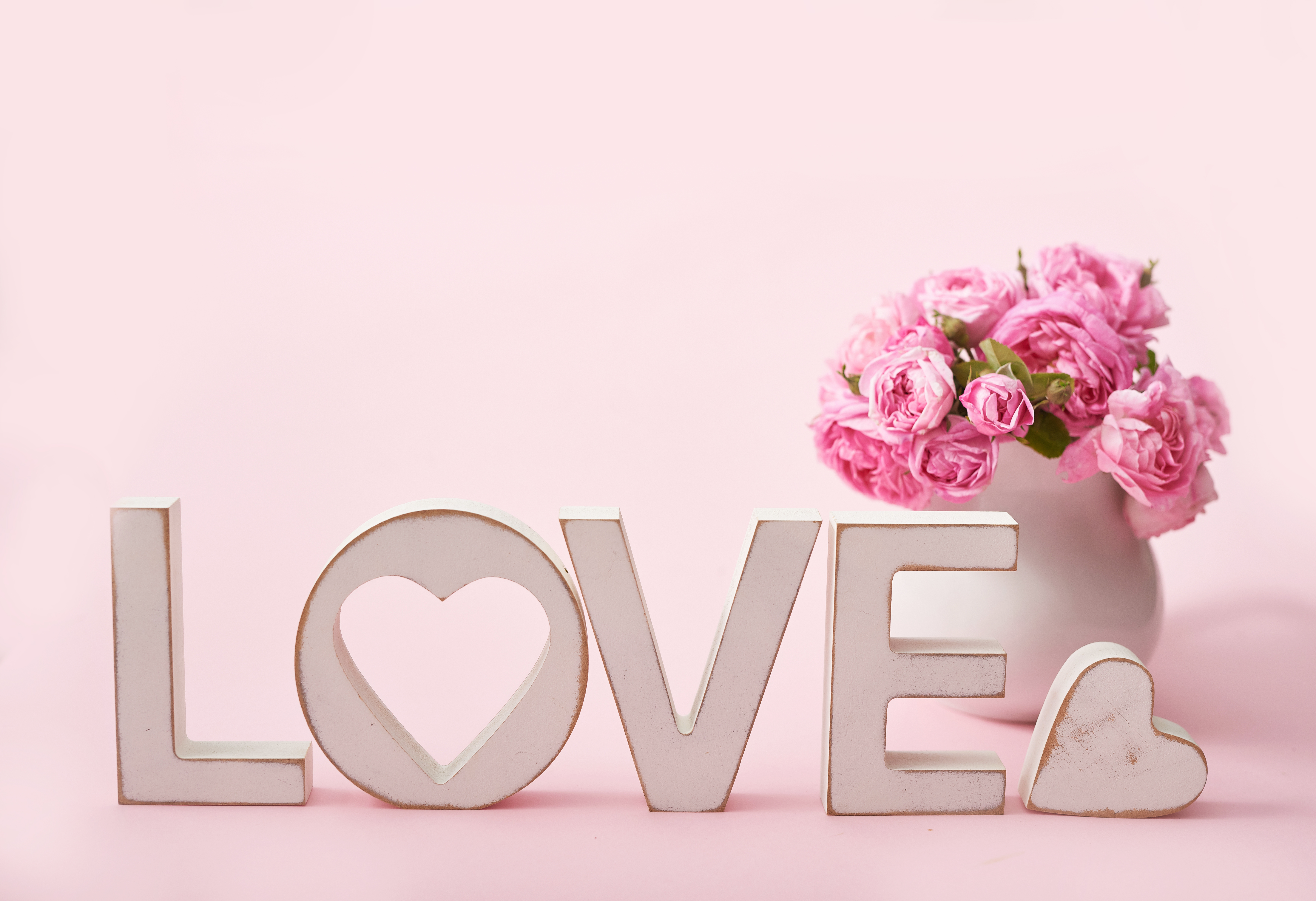 Й лове. Красивые обои любовь. "Цветы любви". Love картинки надписи. Красивая надпись на розовом.