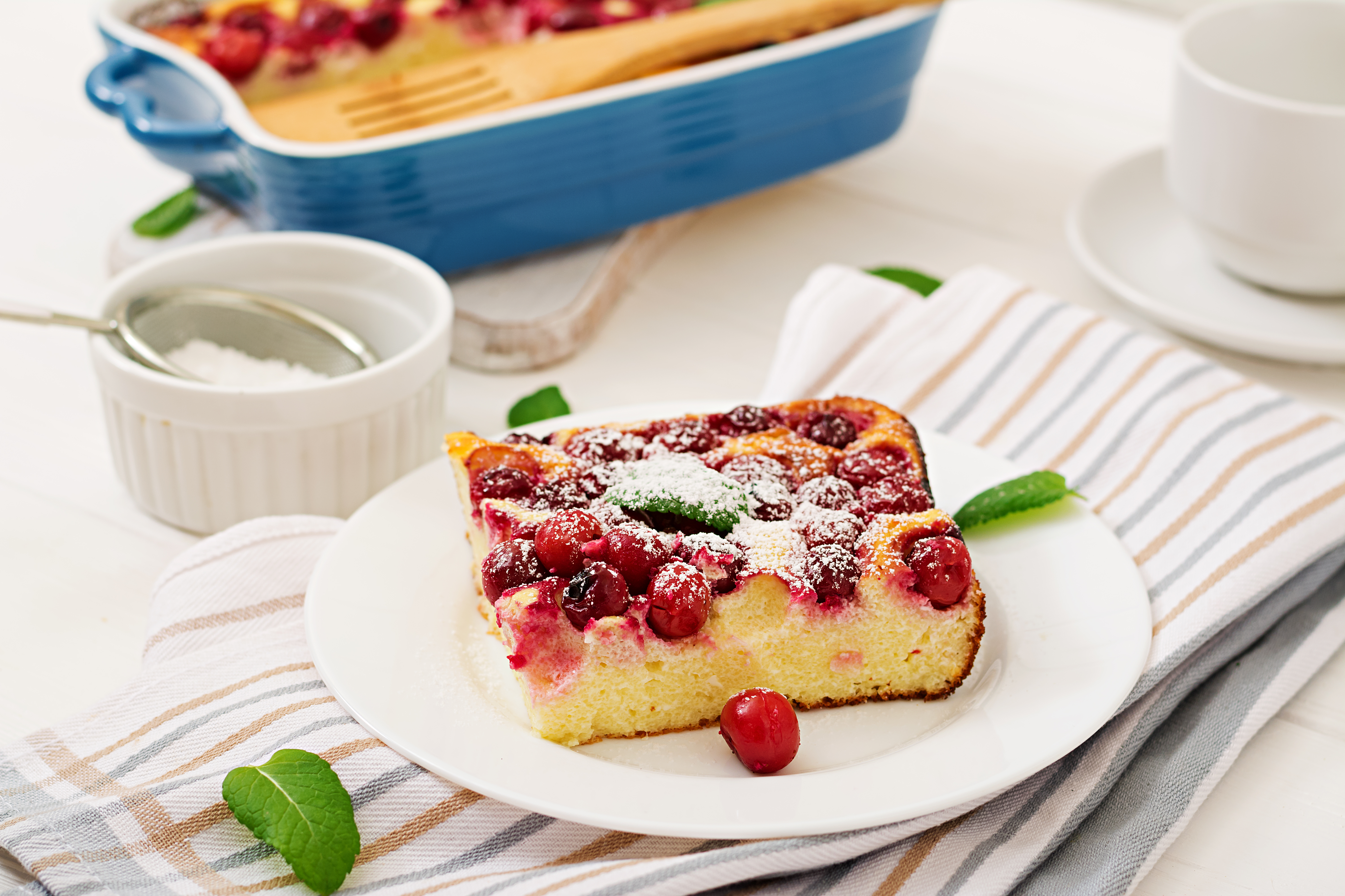 Обои вишня, десерт, сахарная пудра, творог, запеканка, timolina, cherry, dessert, powdered sugar, cheese, casserole разрешение 6000x4000 Загрузить