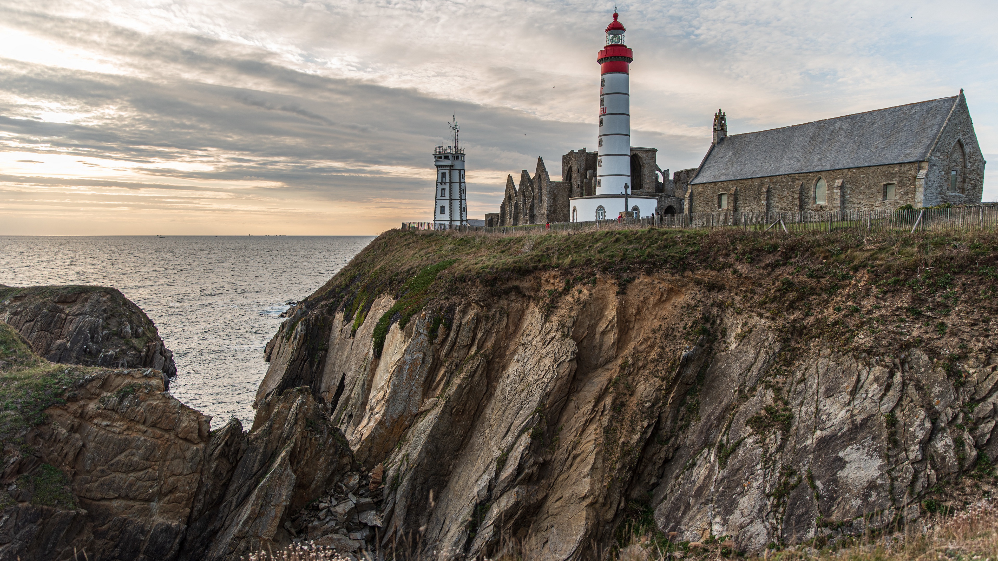 Обои берег, море, маяк, shore, sea, lighthouse разрешение 3840x2160 Загрузить